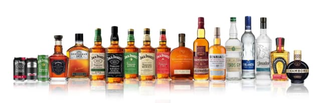 SAD: Brown-Forman izvijestio o padu neto prihoda od 4%