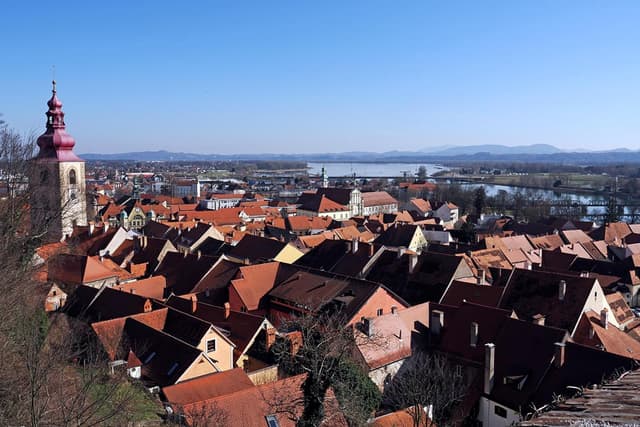 Proljeće u Ptuju - jedinstveni rimski wellness i povijesne atrakcije u najstarijem gradu Slovenije